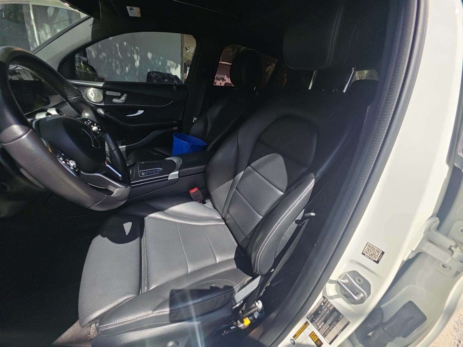 2021 Mercedes-Benz GLC GLC 300 AWD