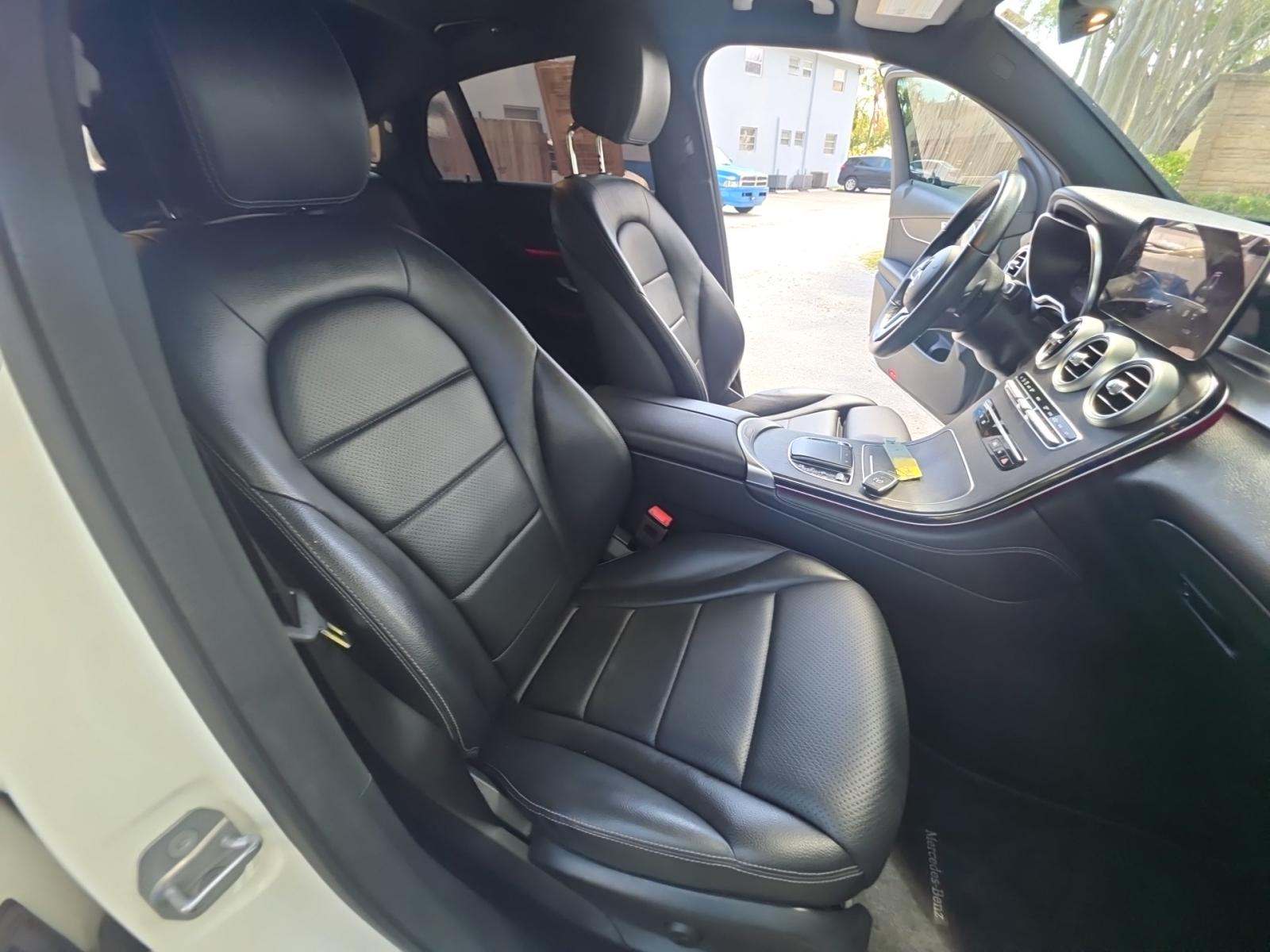 2021 Mercedes-Benz GLC GLC 300 AWD