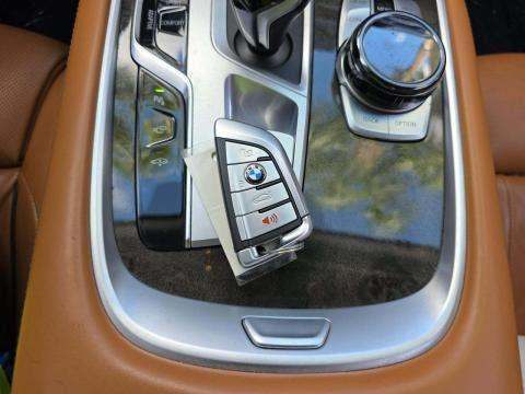 2022 BMW 7 Series 740i RWD