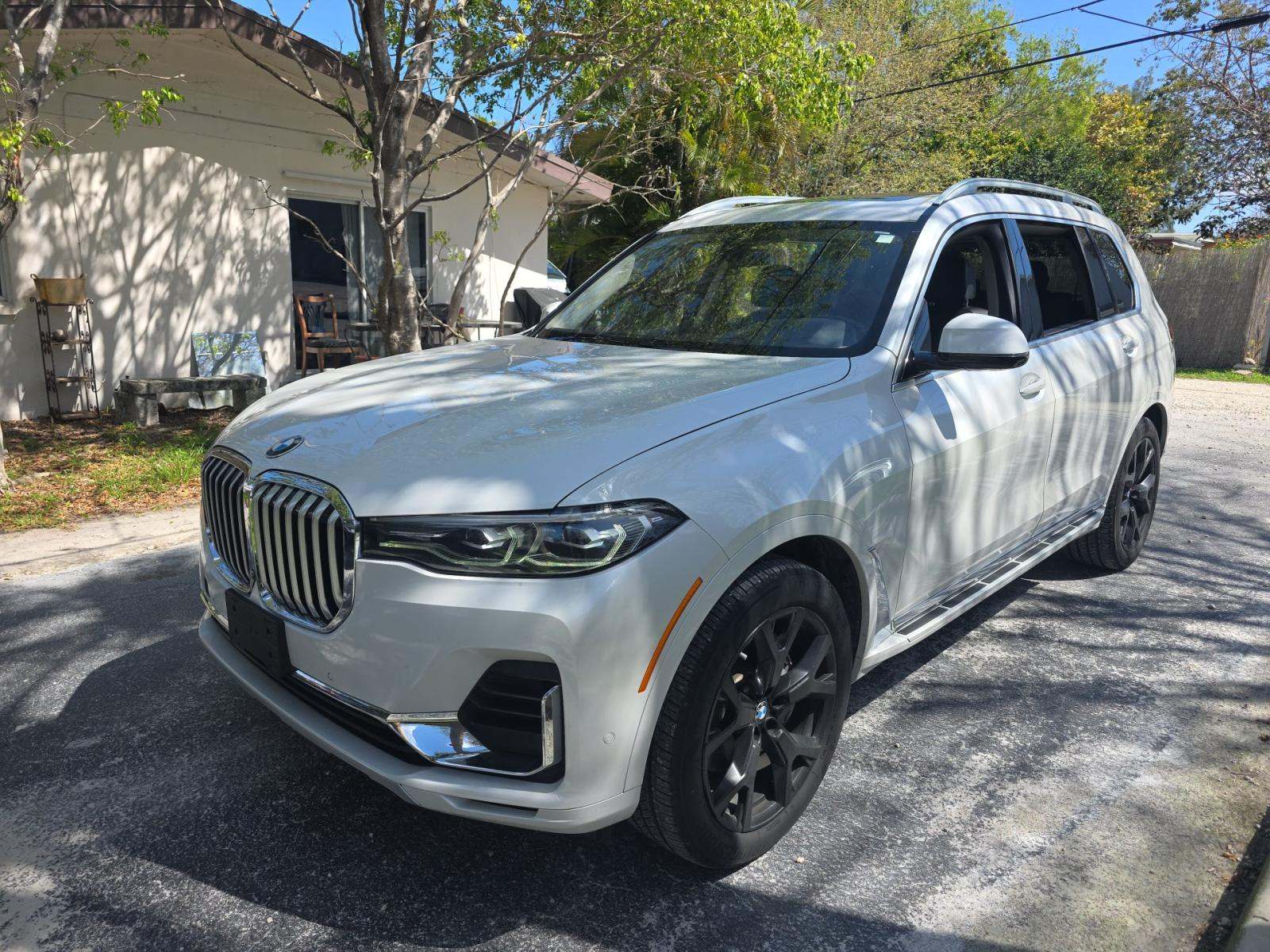 2020 BMW X7 xDrive40i AWD