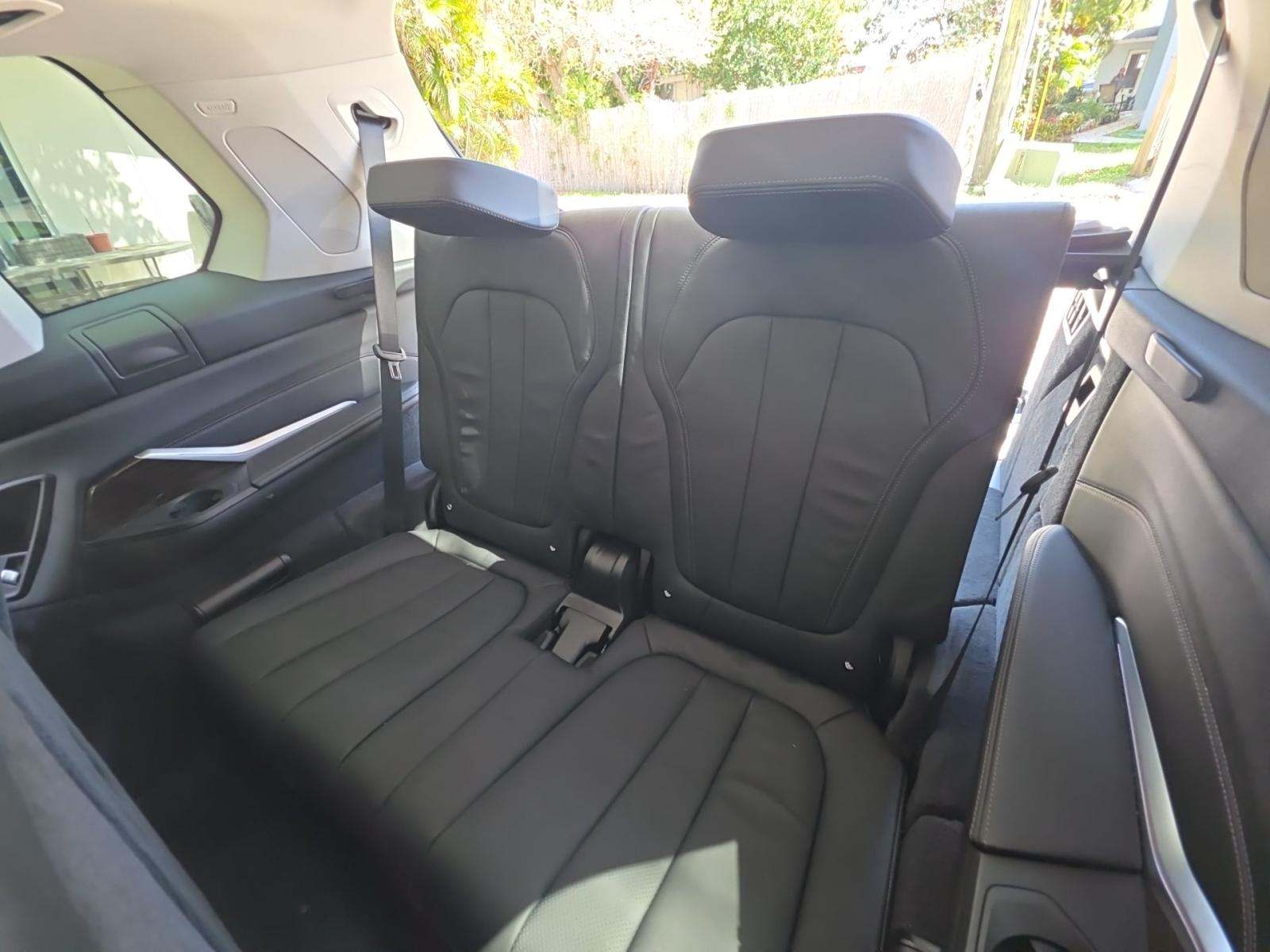 2020 BMW X7 xDrive40i AWD