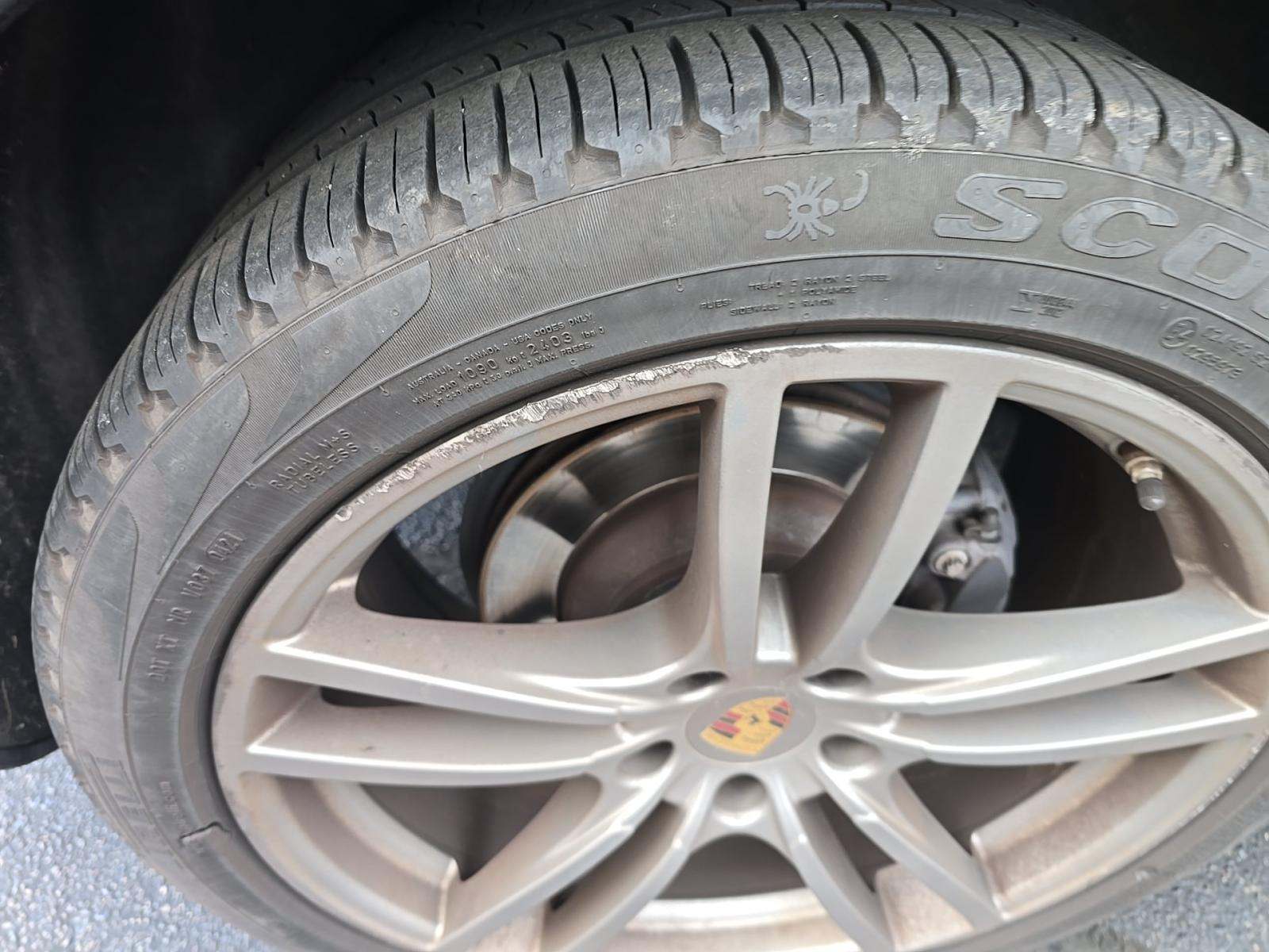 2021 Porsche Cayenne Base AWD
