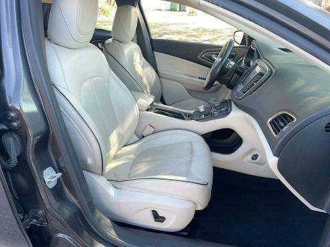 2015 Chrysler 200 C FWD