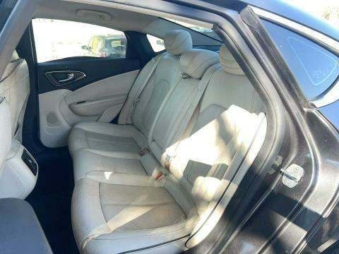 2015 Chrysler 200 C FWD