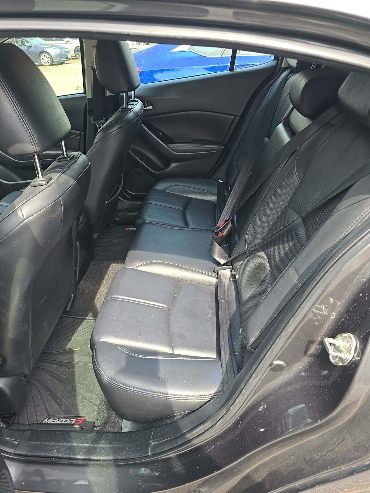 2017 MAZDA MAZDA3 Touring FWD