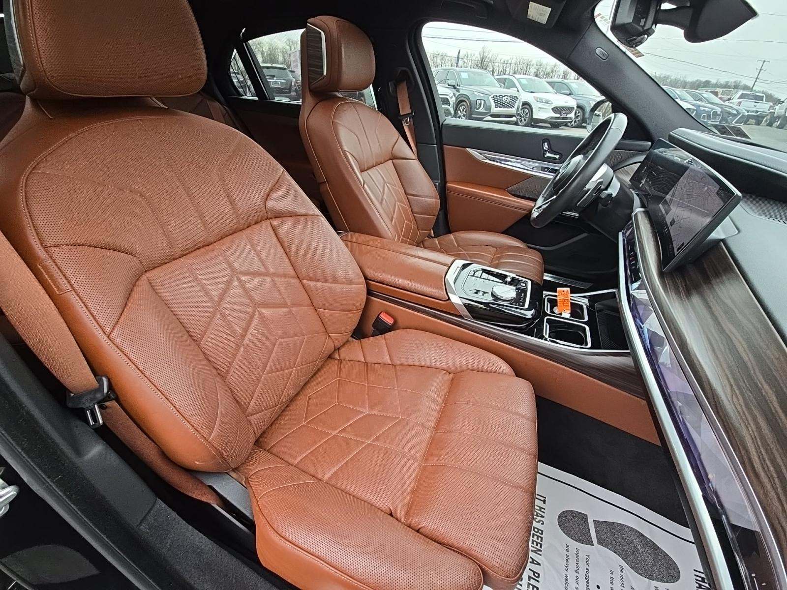 2023 BMW 7 Series 760i xDrive AWD