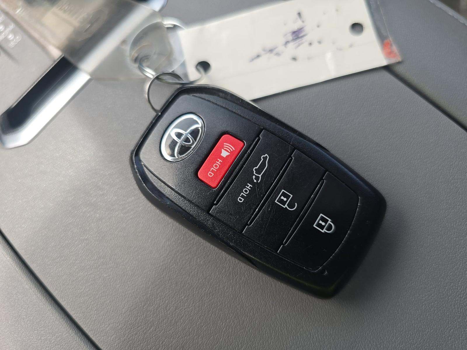 TOYOTA HIGHLANDER - 8