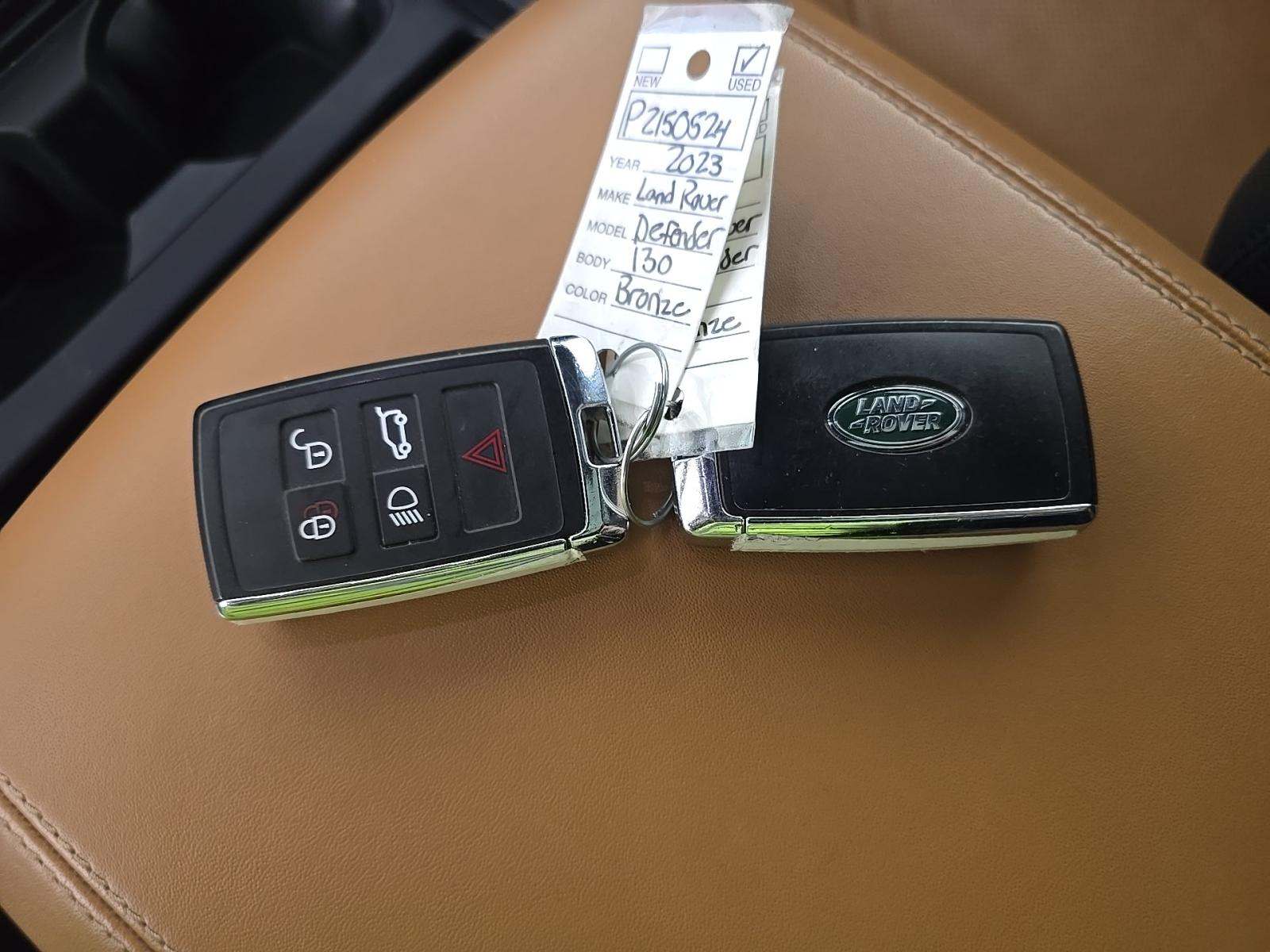 2023 Land Rover Defender 130 X-Dynamic SE AWD