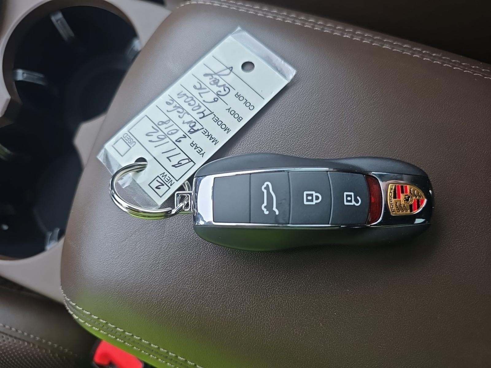 2018 Porsche Macan Turbo AWD