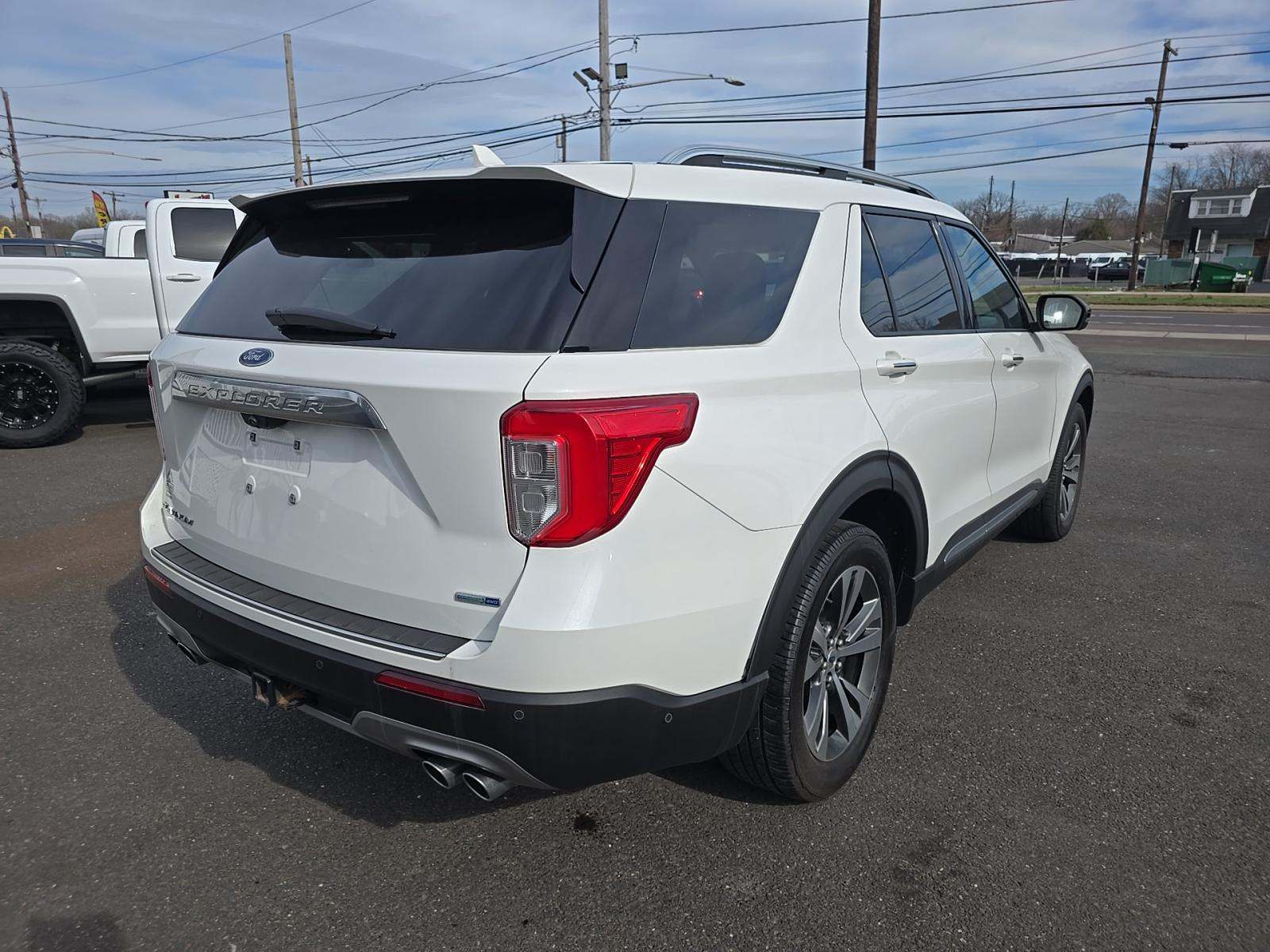 FORD EXPLORER - 3