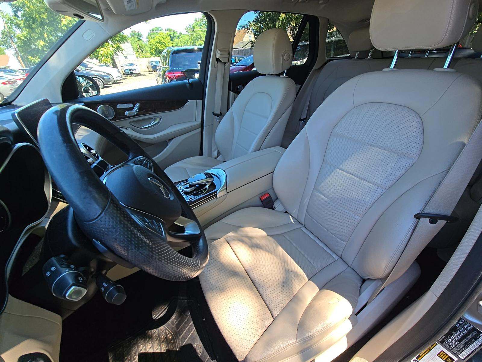 2019 Mercedes-Benz GLC GLC 300 AWD