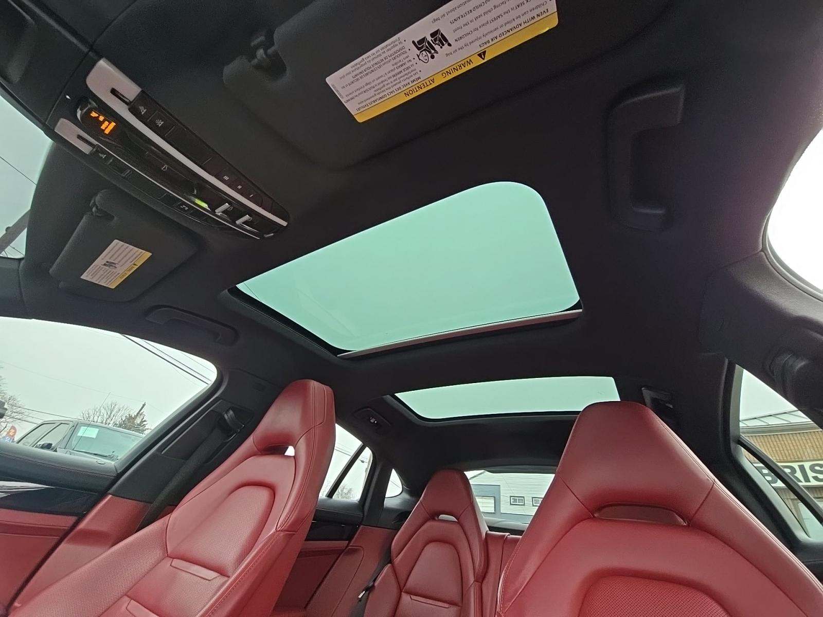 2017 Porsche Panamera Base RWD