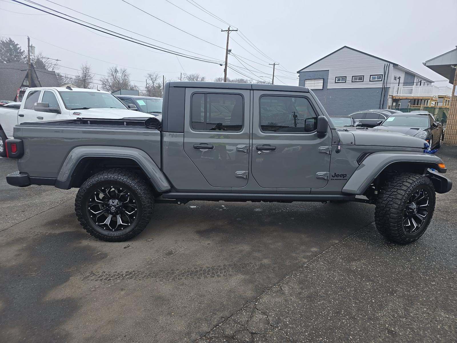 JEEP WRANGLER - 4