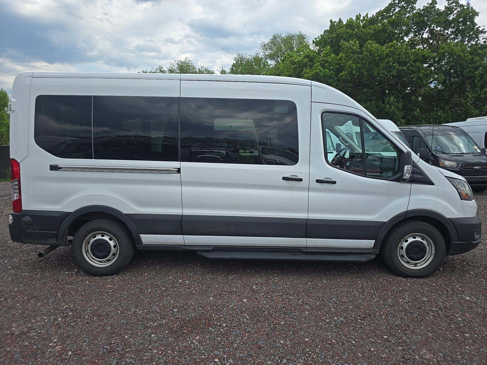 FORD TRANSIT 350 - 4
