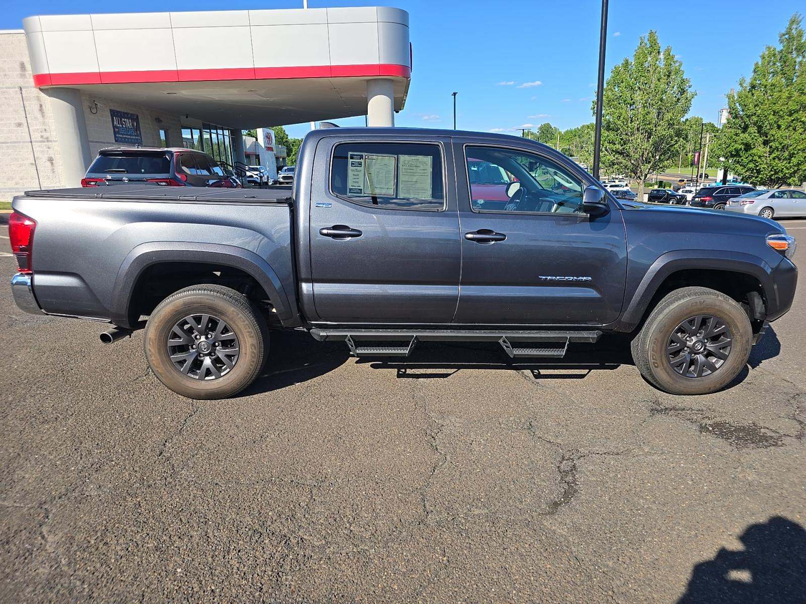 2023 Toyota Tacoma SR5 AWD