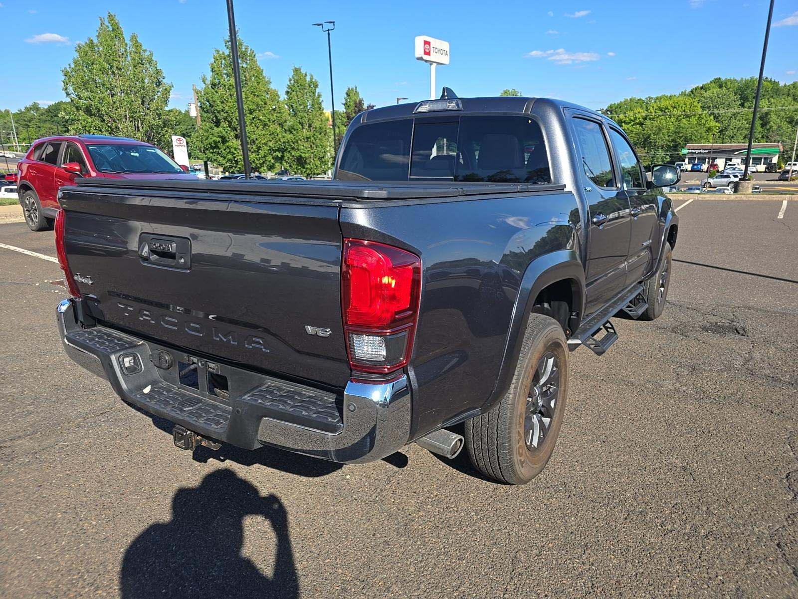 2023 Toyota Tacoma SR5 AWD
