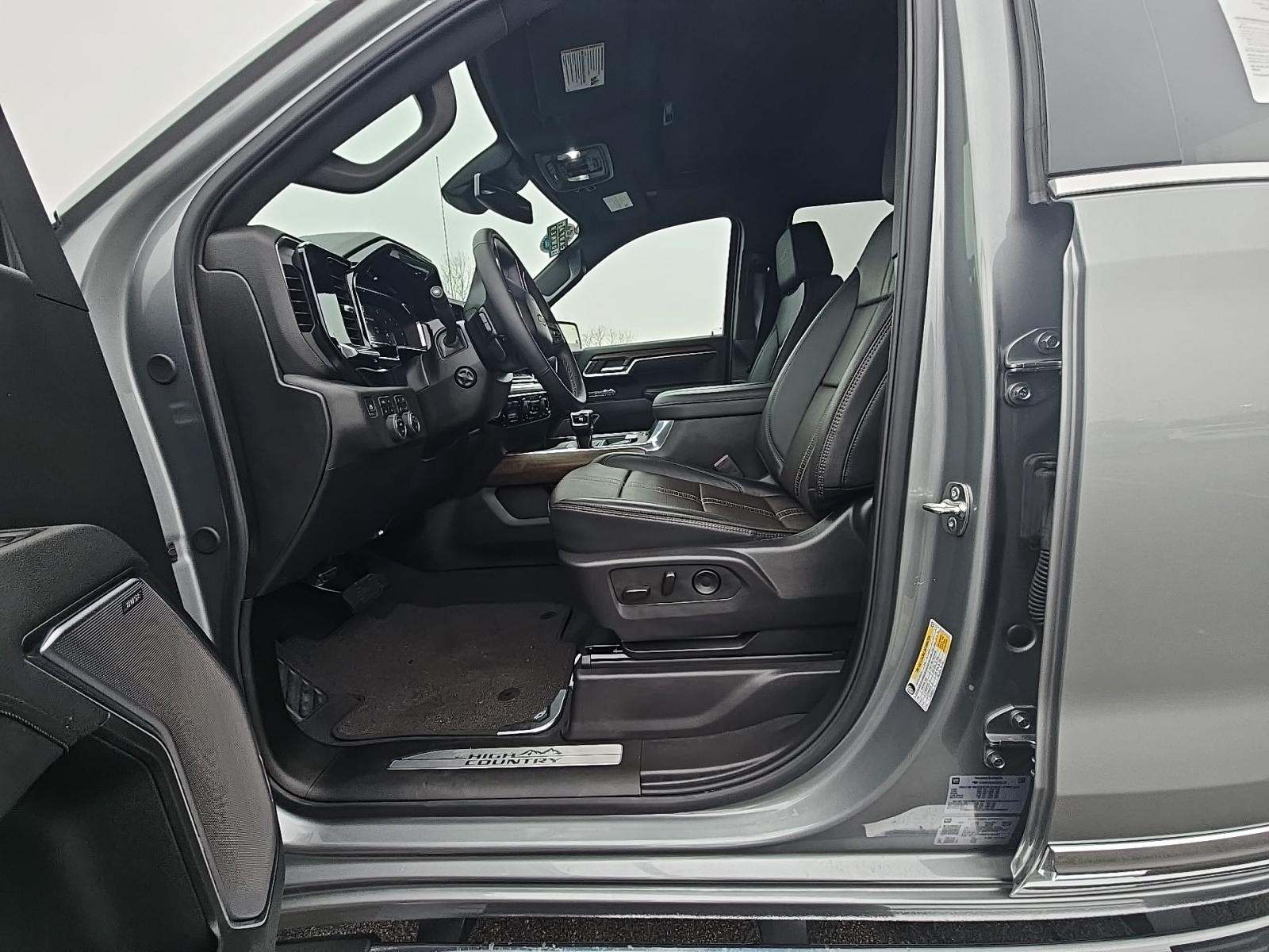 2025 Chevrolet Silverado 1500 High Country AWD