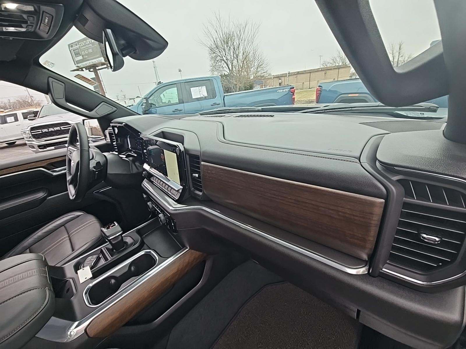 2025 Chevrolet Silverado 1500 High Country AWD