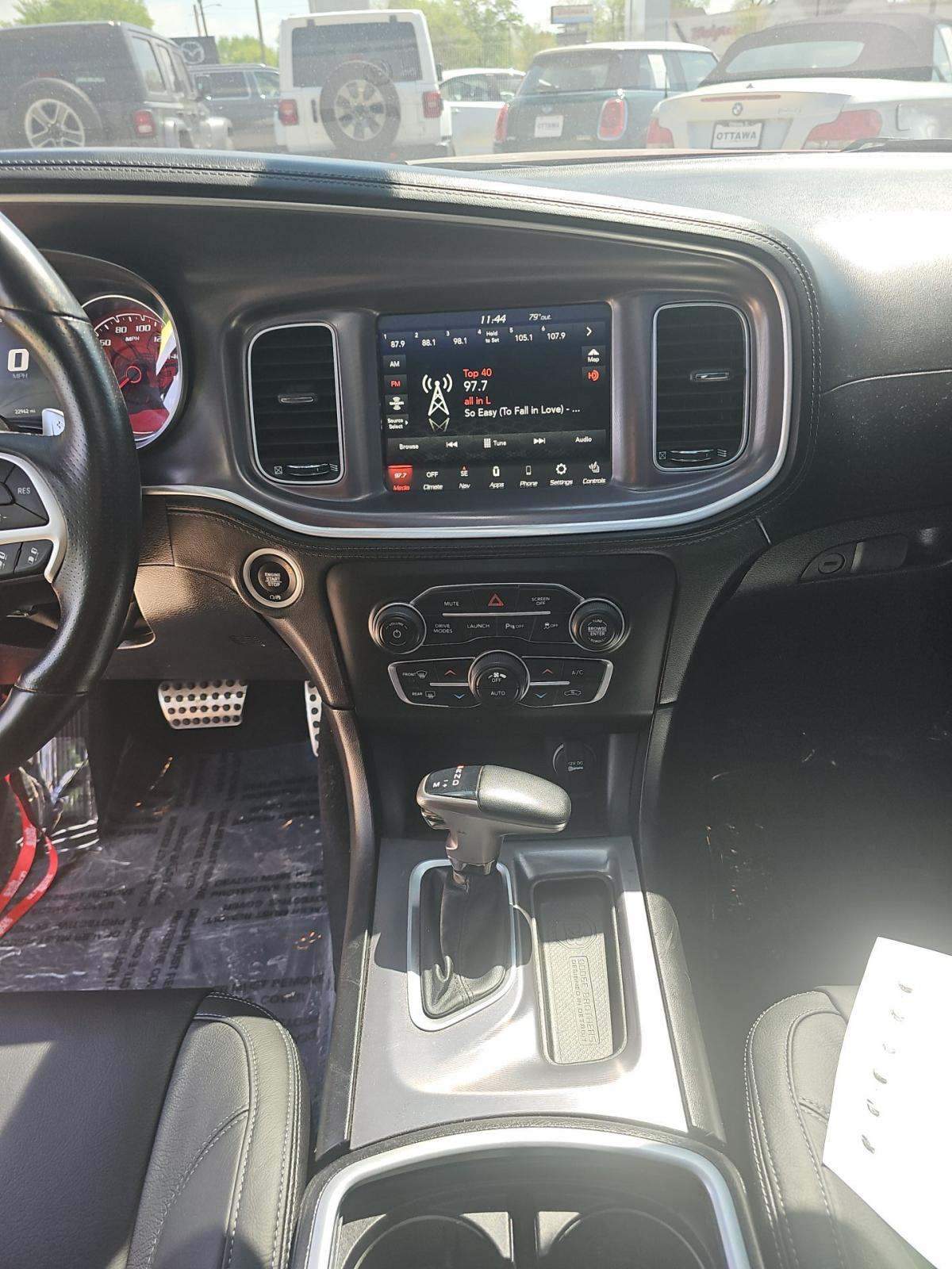 DODGE CHALLENGER - 6