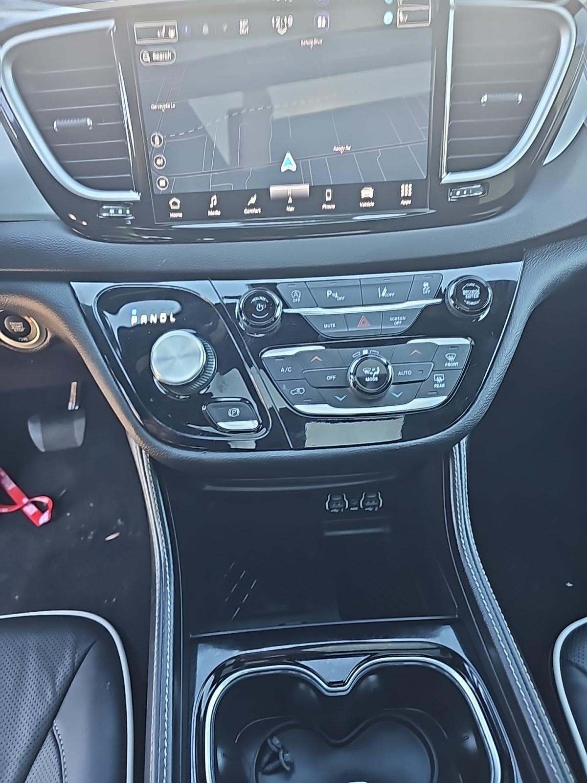 2025 Chrysler Pacifica Limited FWD