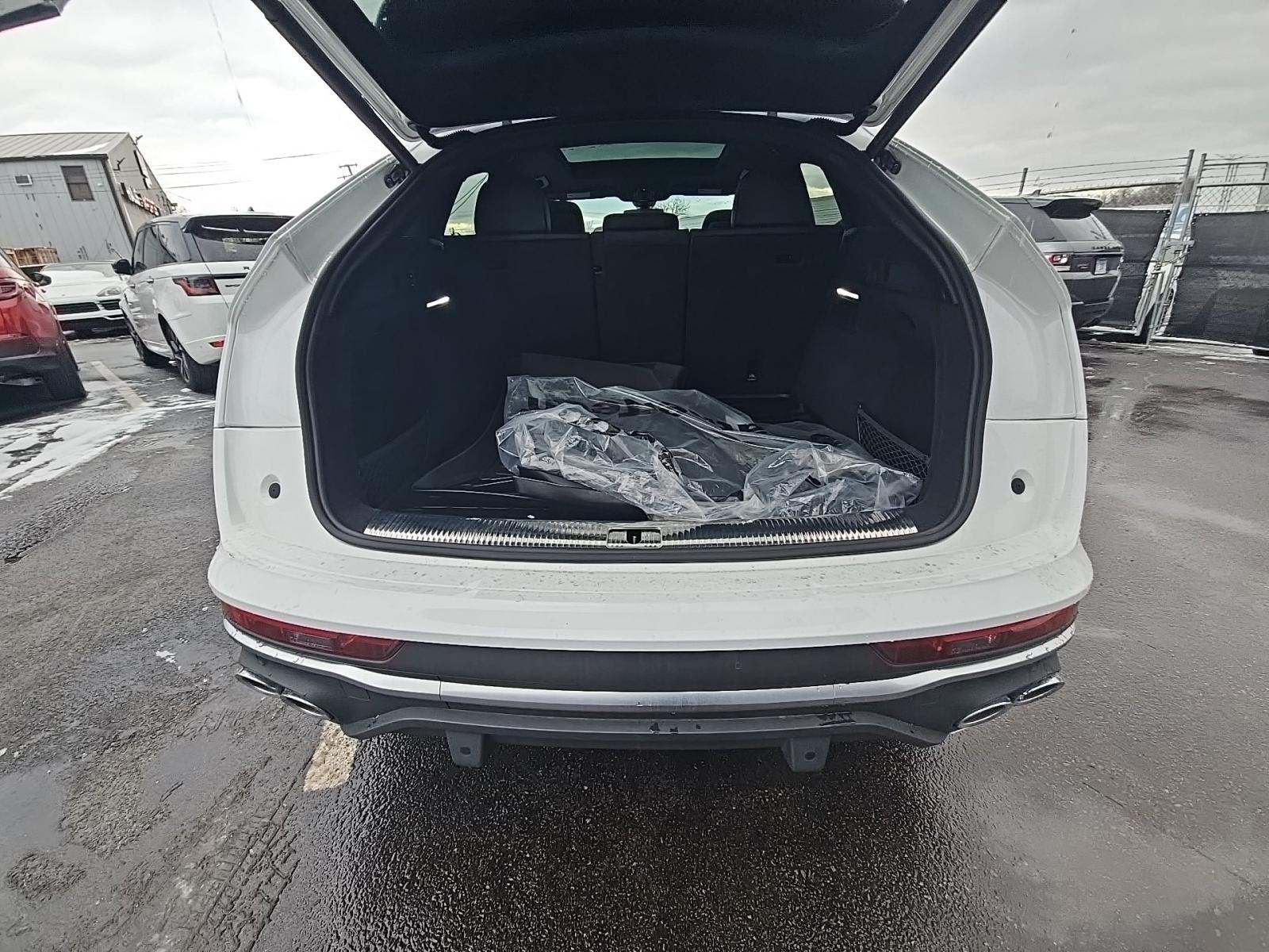 2023 Audi SQ5 Prestige AWD