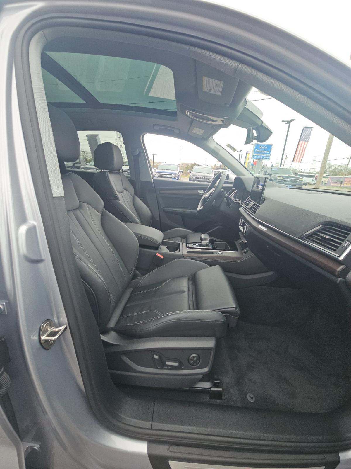2024 Audi Q5 S line Premium Plus AWD