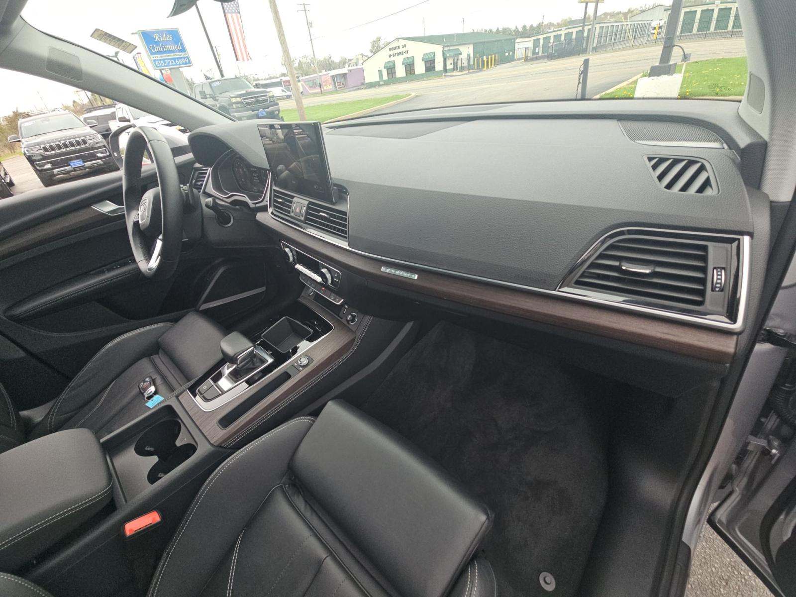 2024 Audi Q5 S line Premium Plus AWD