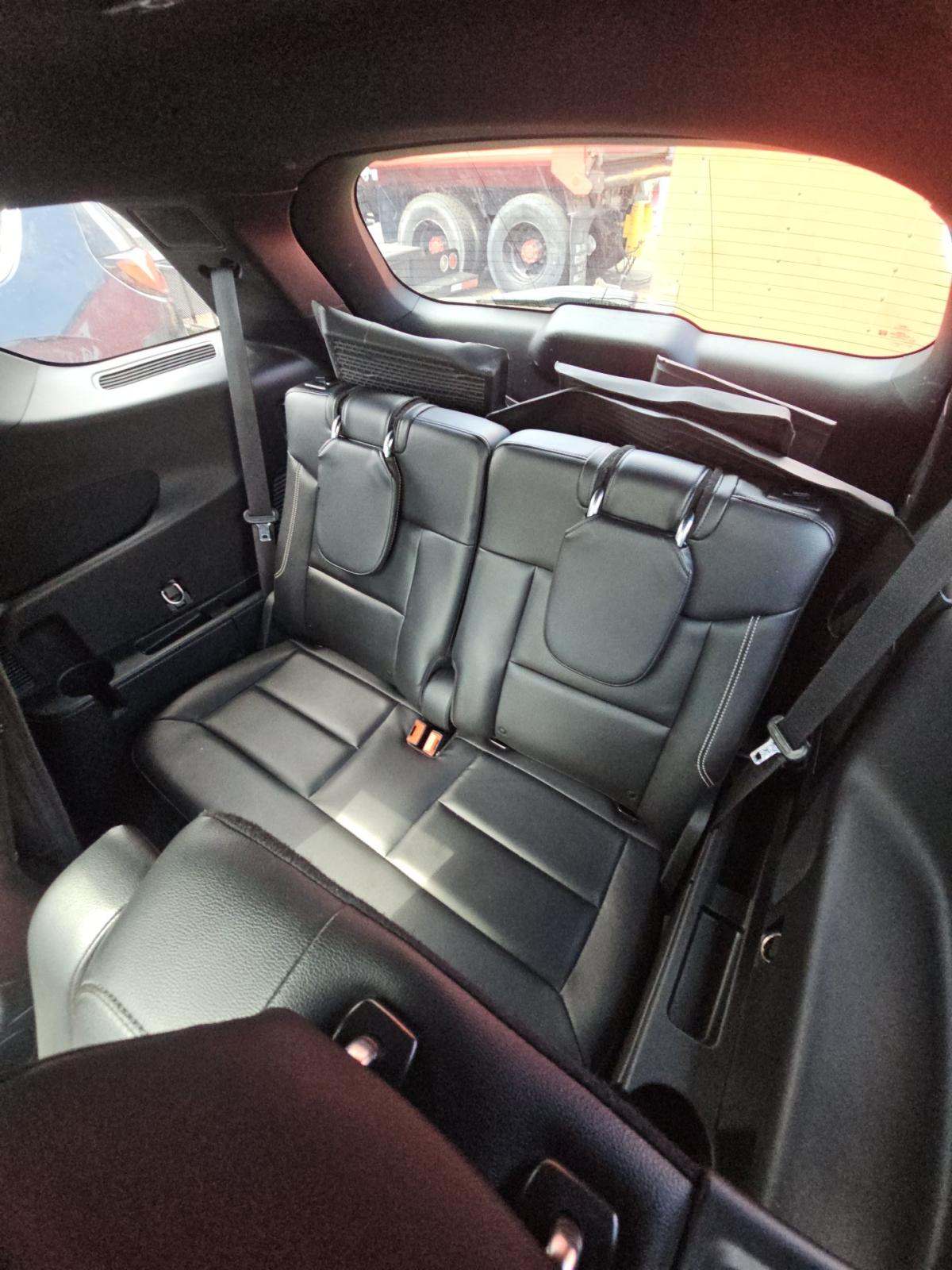 FORD EXPLORER - 10