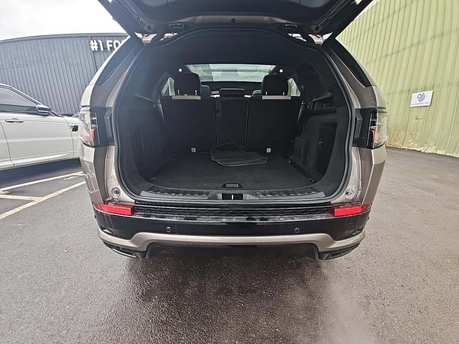 2022 Land Rover Discovery Sport SE R-Dynamic AWD