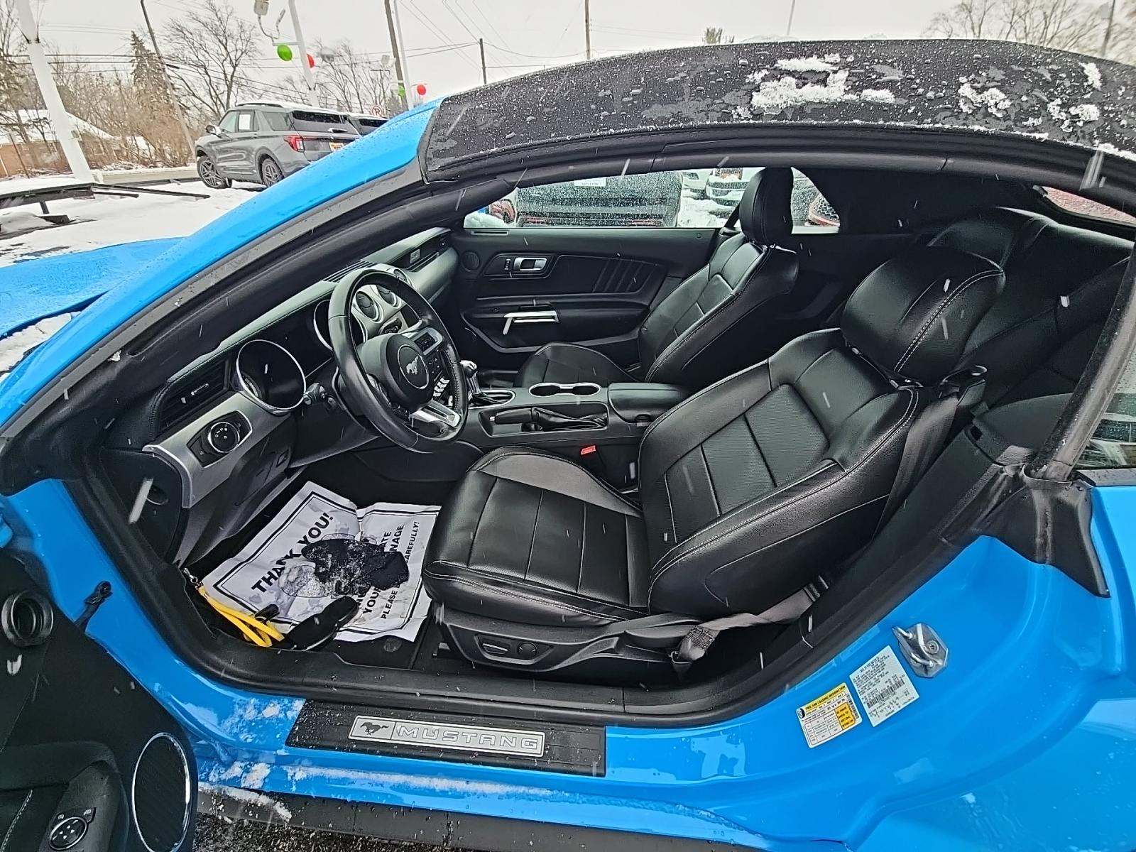 2022 Ford Mustang EcoBoost Premium RWD