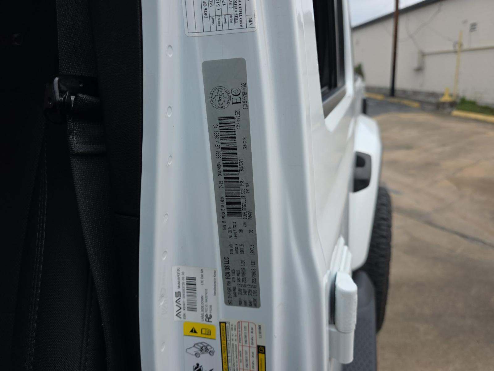 JEEP GRAND CHEROKEE - 1