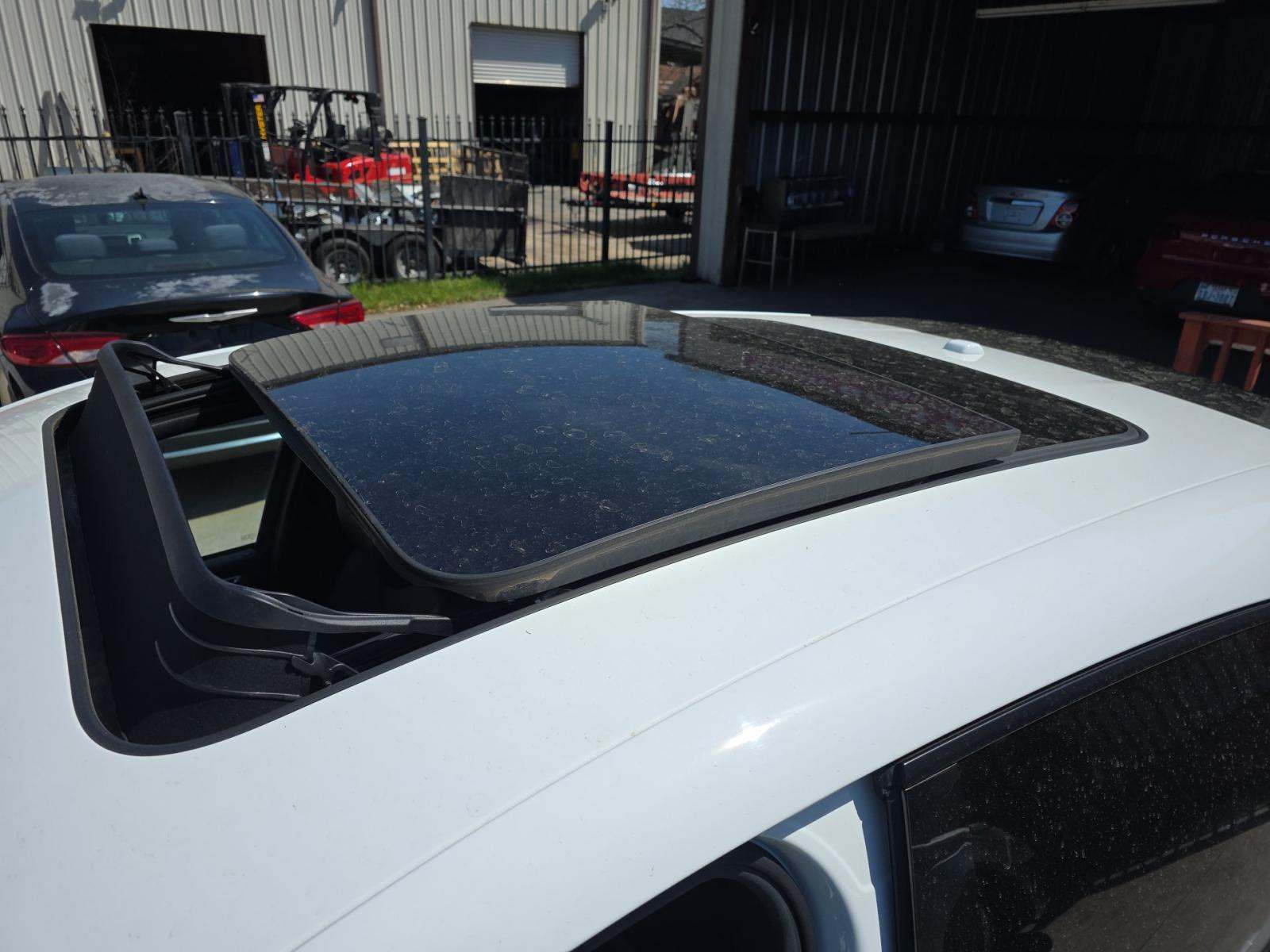 2020 Porsche Macan Base AWD