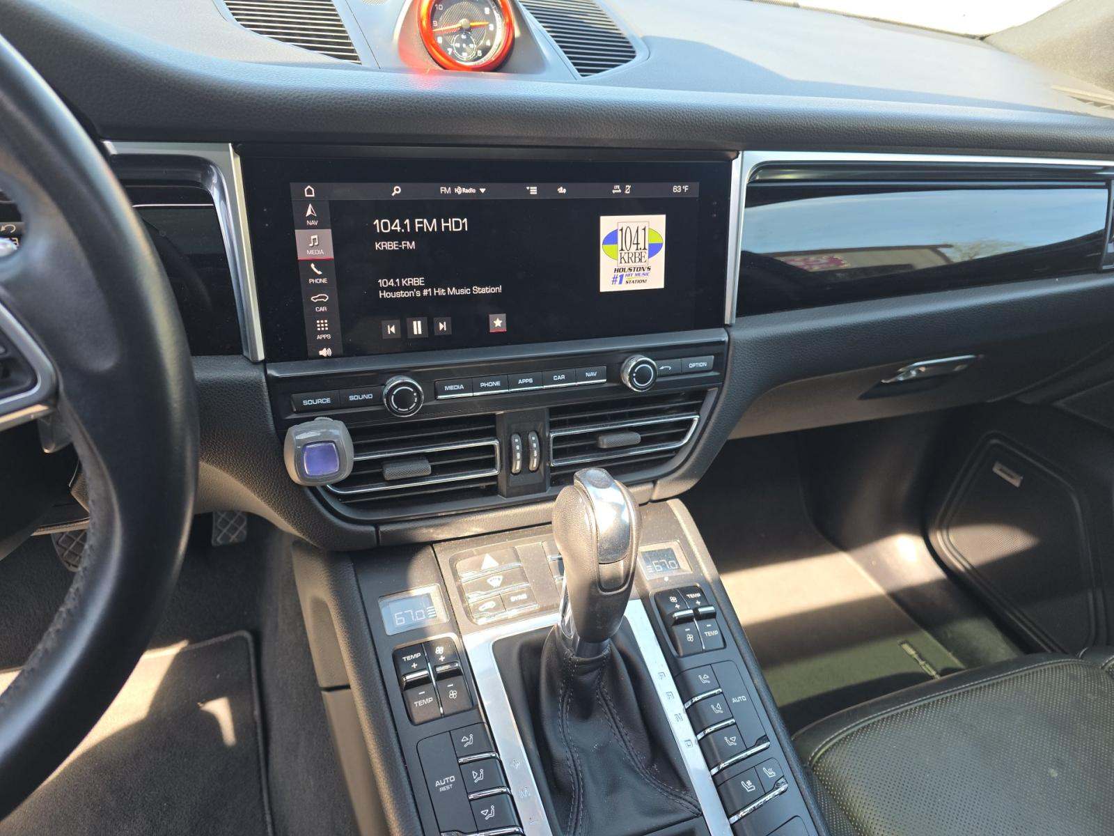 2020 Porsche Macan Base AWD