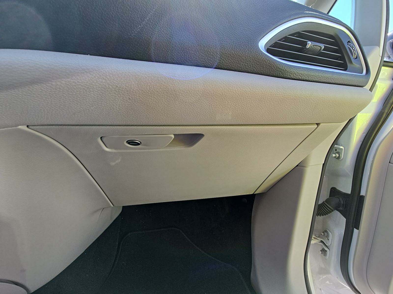 2024 Chrysler Pacifica Touring L FWD