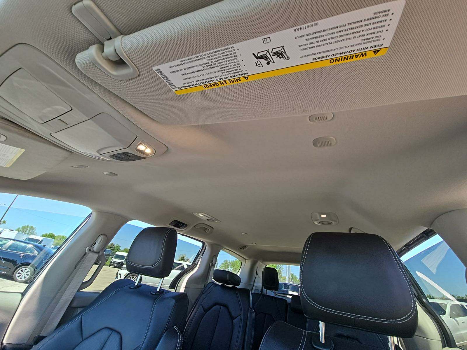 2024 Chrysler Pacifica Touring L FWD