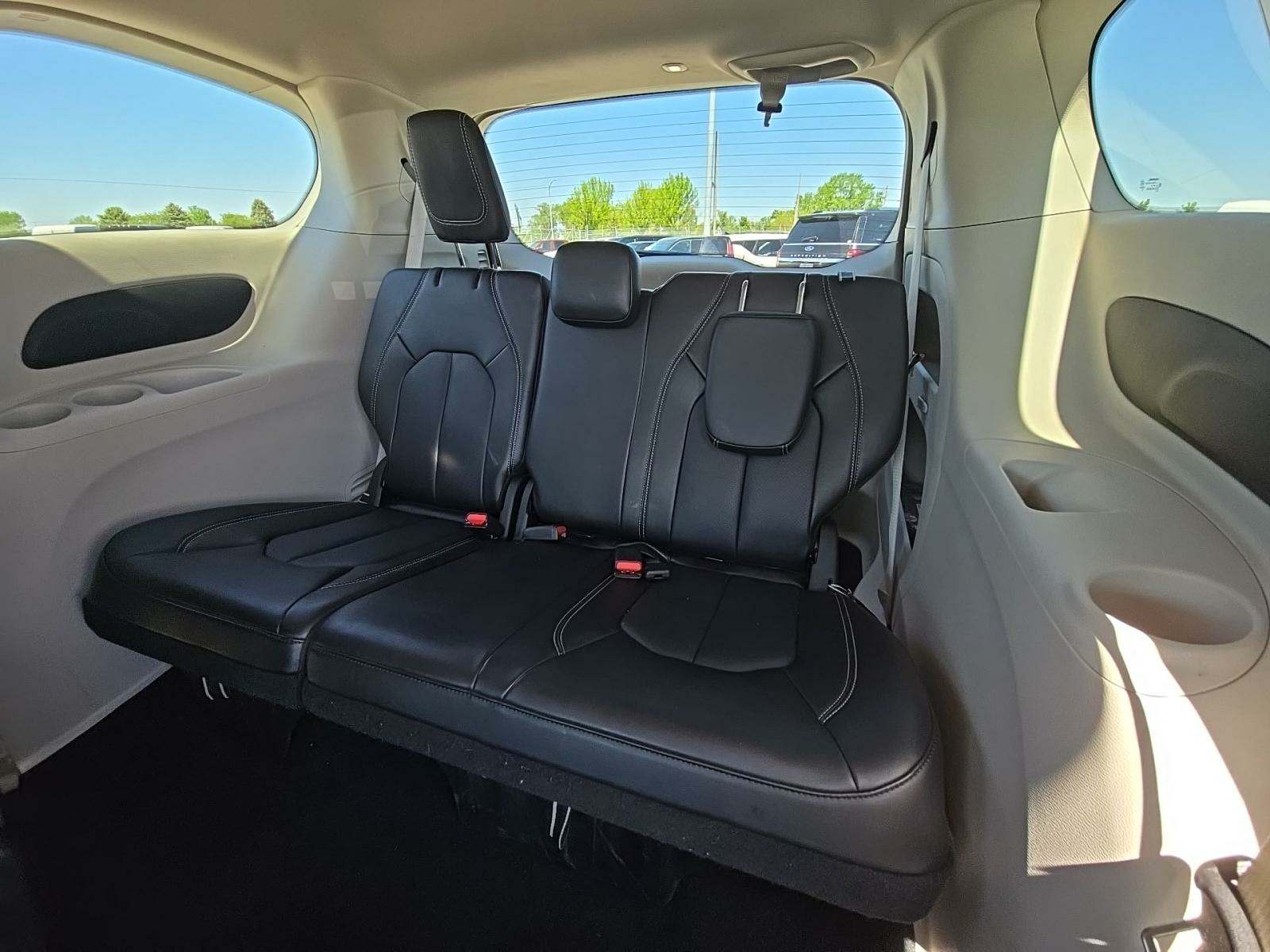 2024 Chrysler Pacifica Touring L FWD