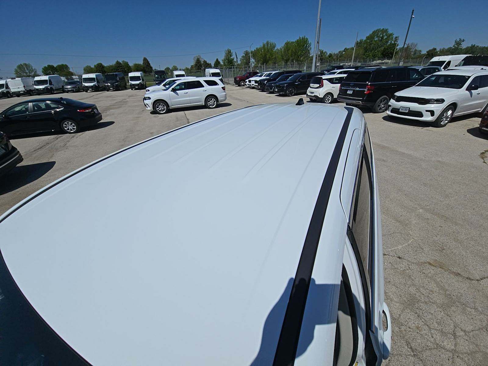 2024 Chrysler Pacifica Touring L FWD