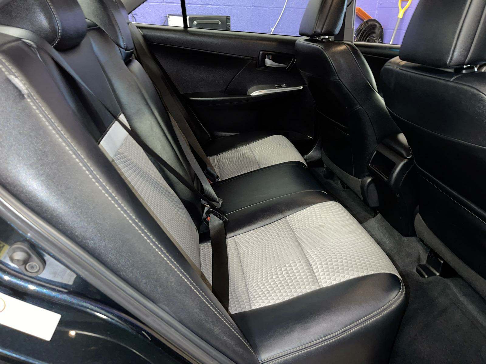 2012 Toyota Camry SE FWD