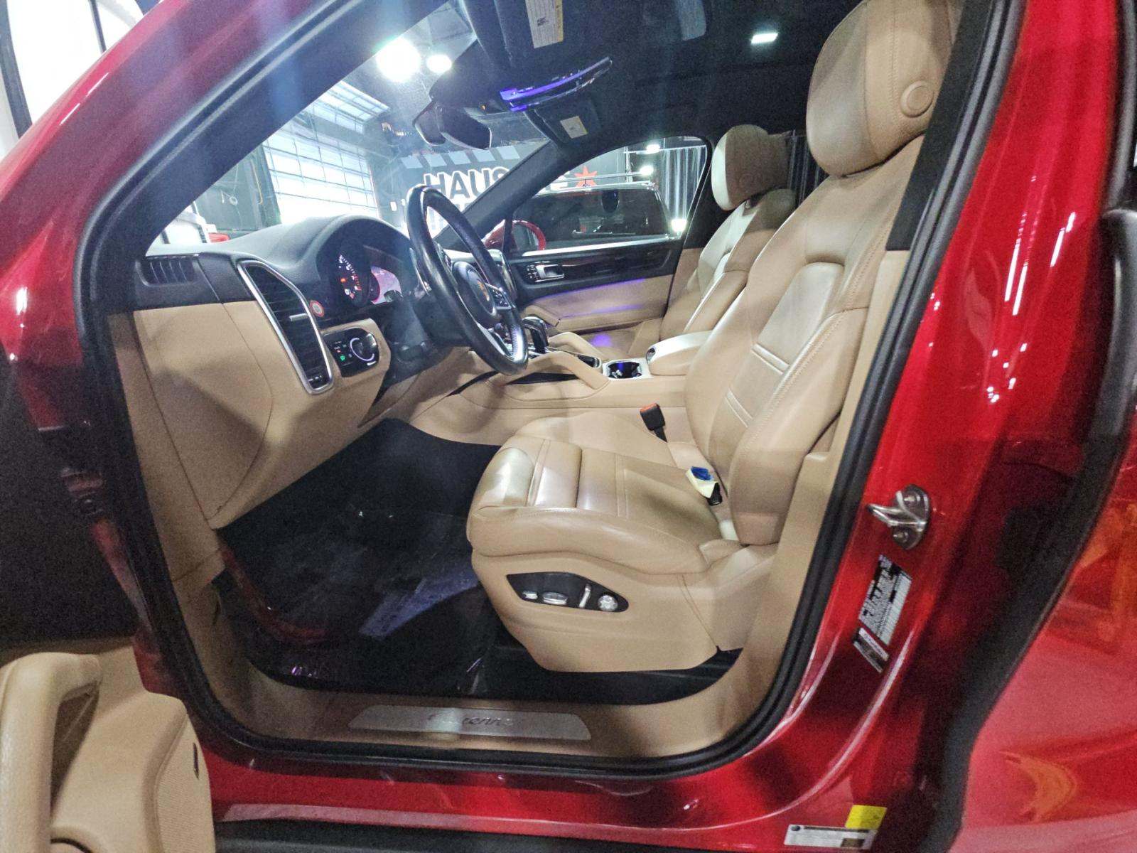 PORSCHE CAYENNE - 6