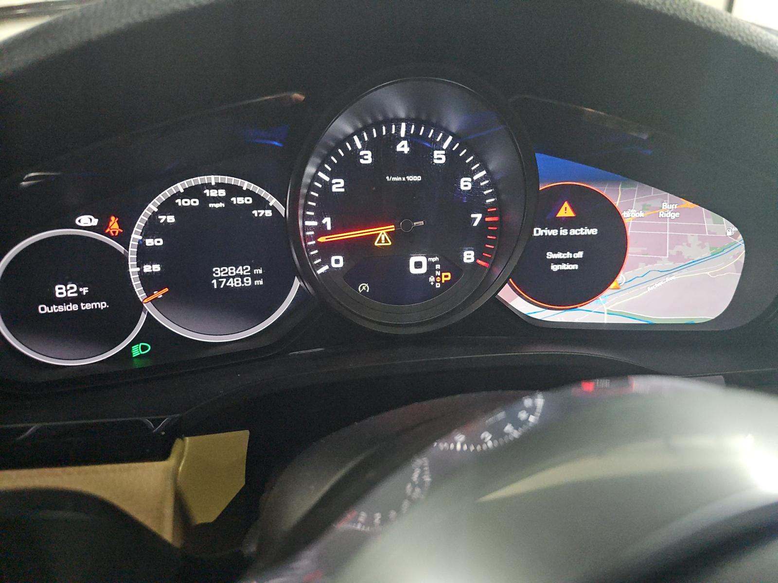 PORSCHE CAYENNE - 9