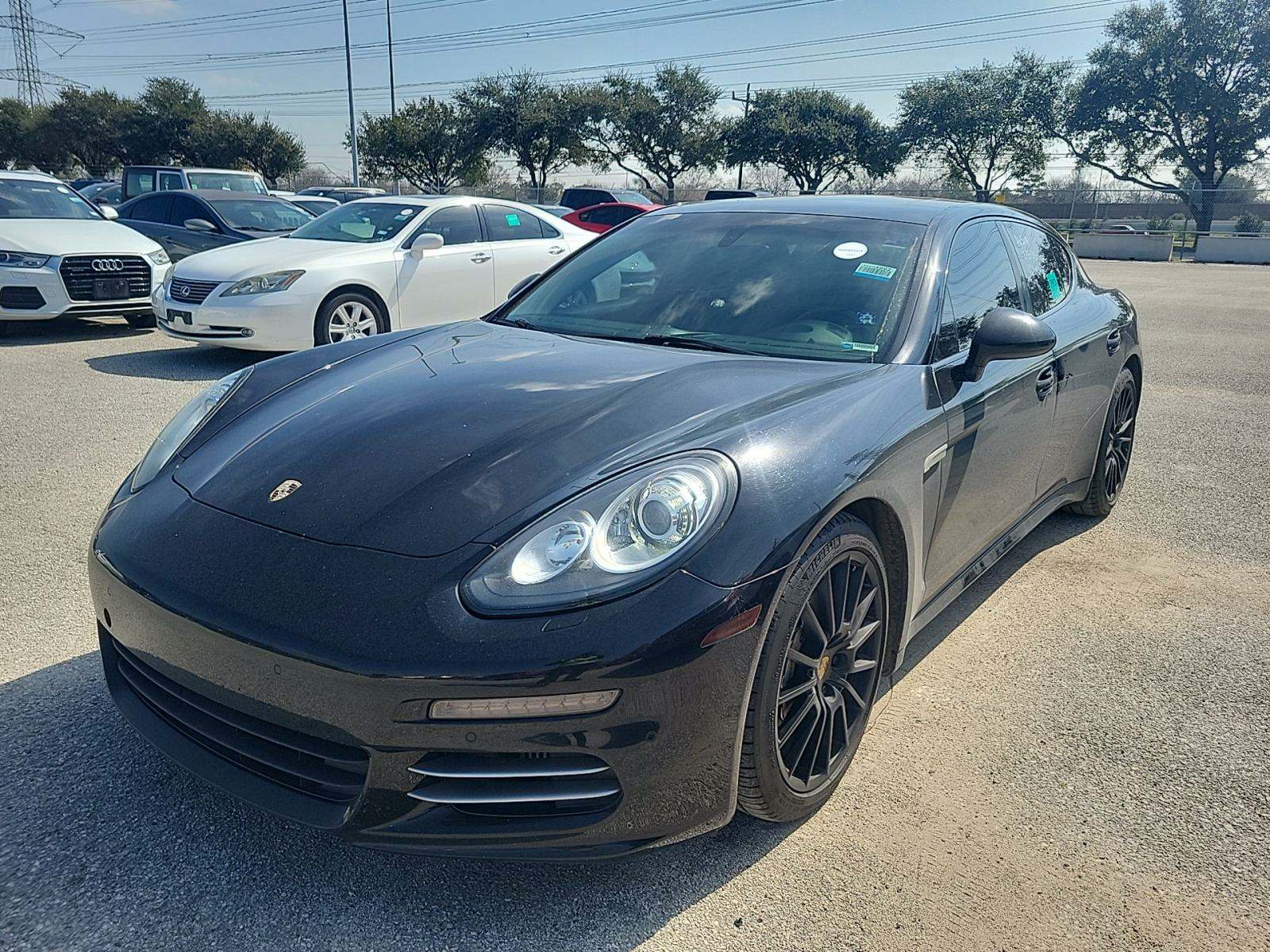 2016 Porsche Panamera 4S