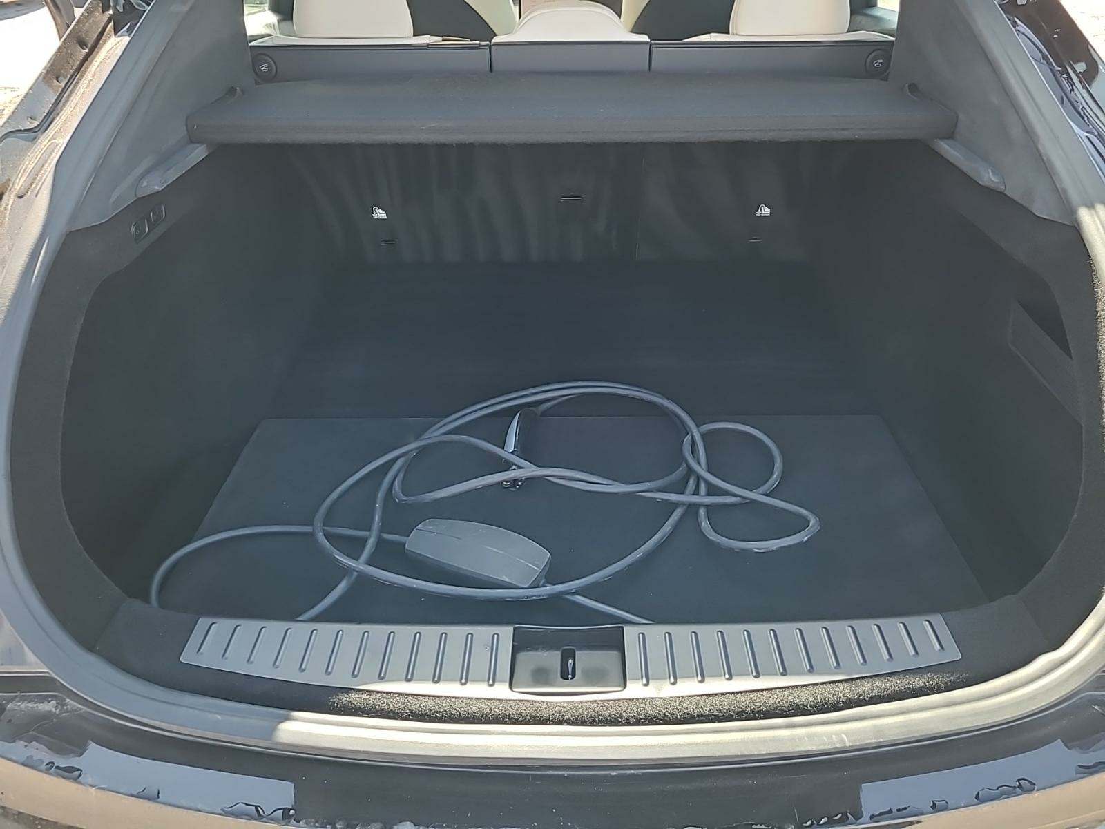 2022 Tesla Model S Base AWD