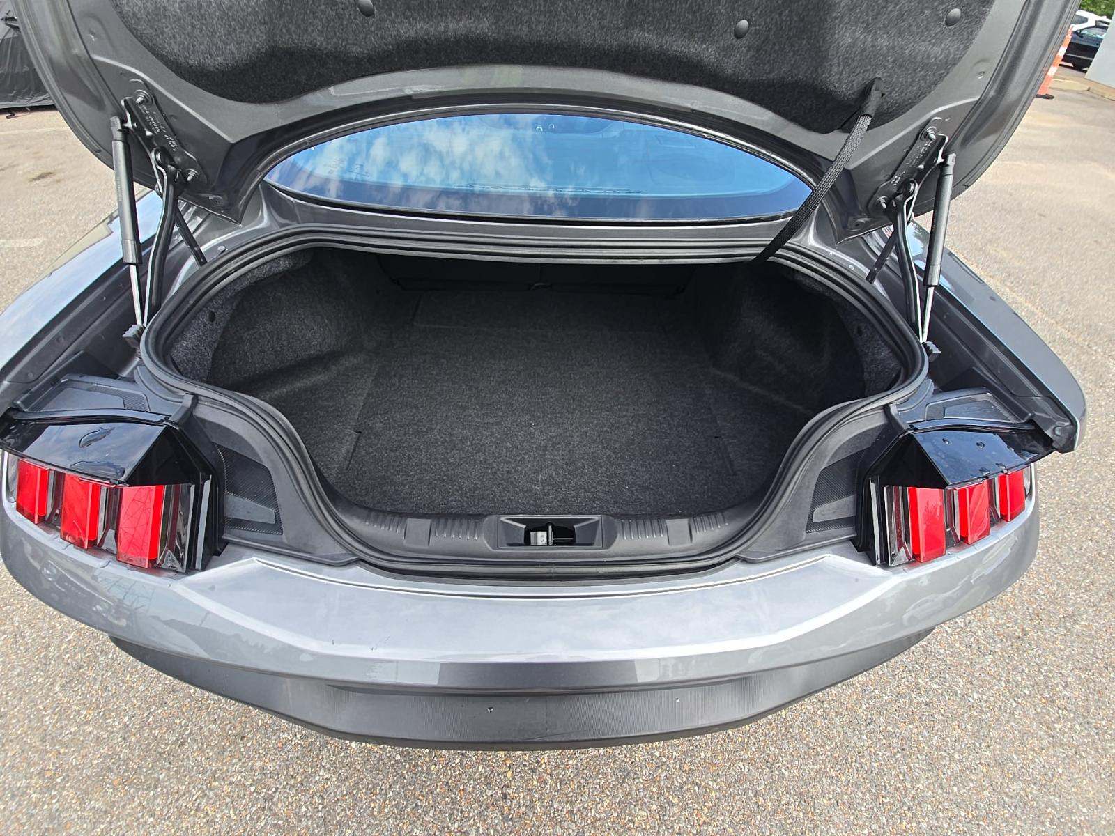 2025 Ford Mustang EcoBoost Premium RWD