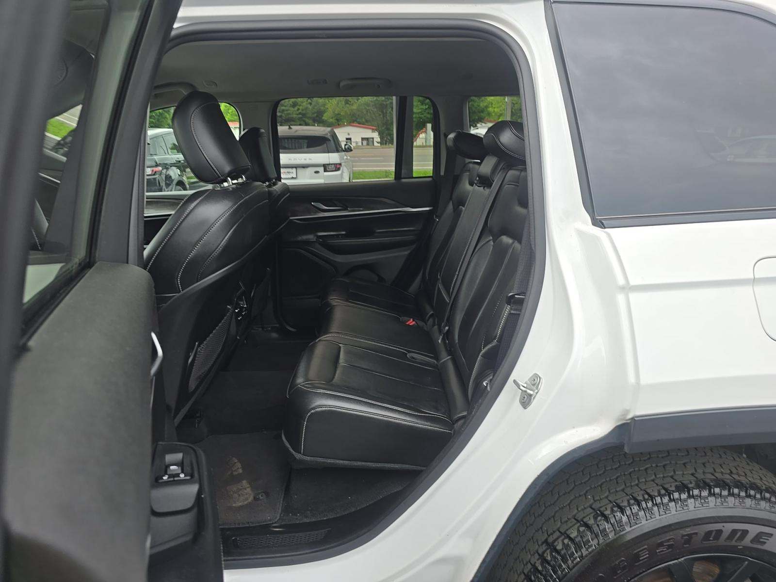 2023 Jeep Grand Cherokee Limited AWD