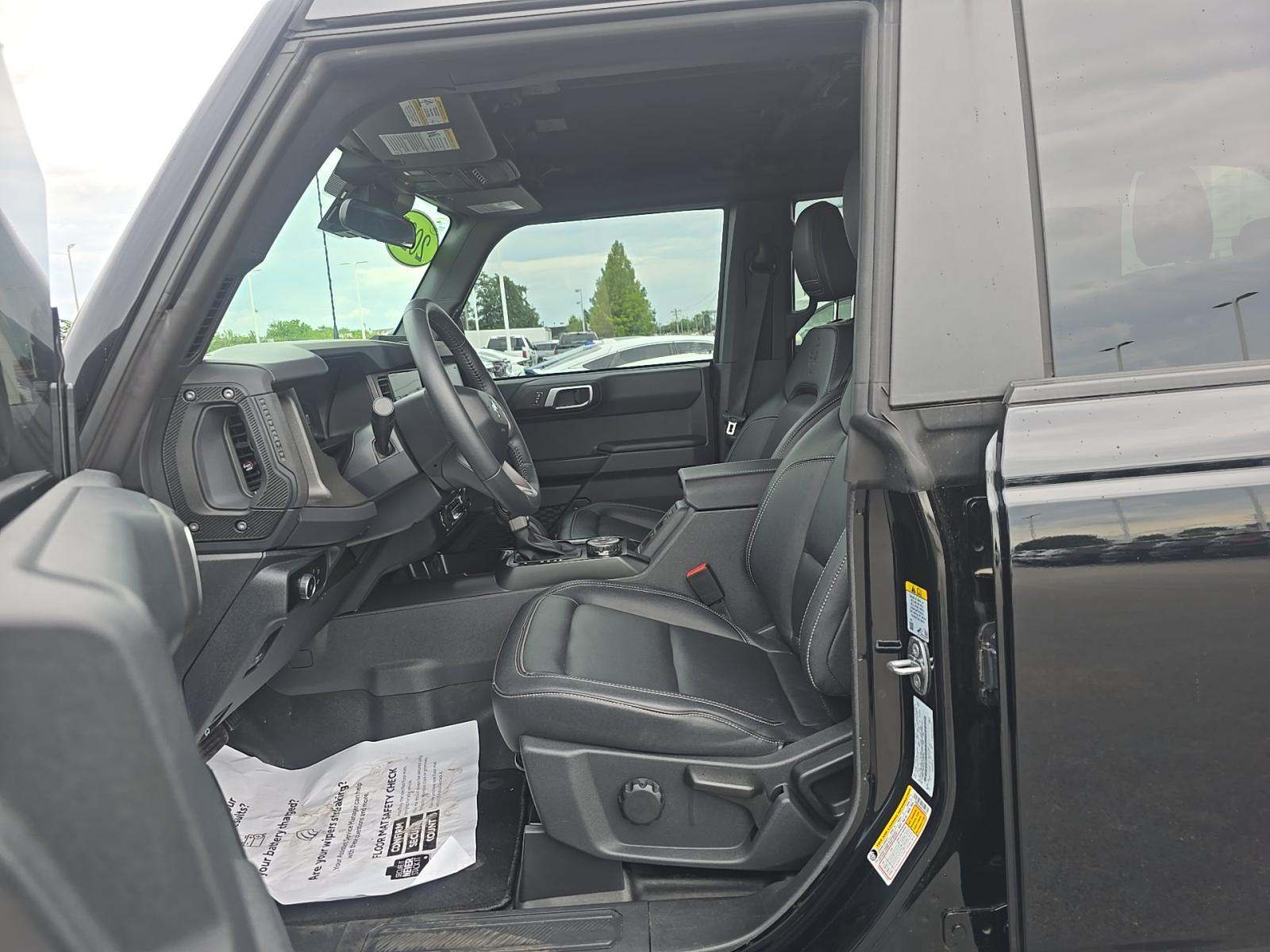 FORD BRONCO - 2