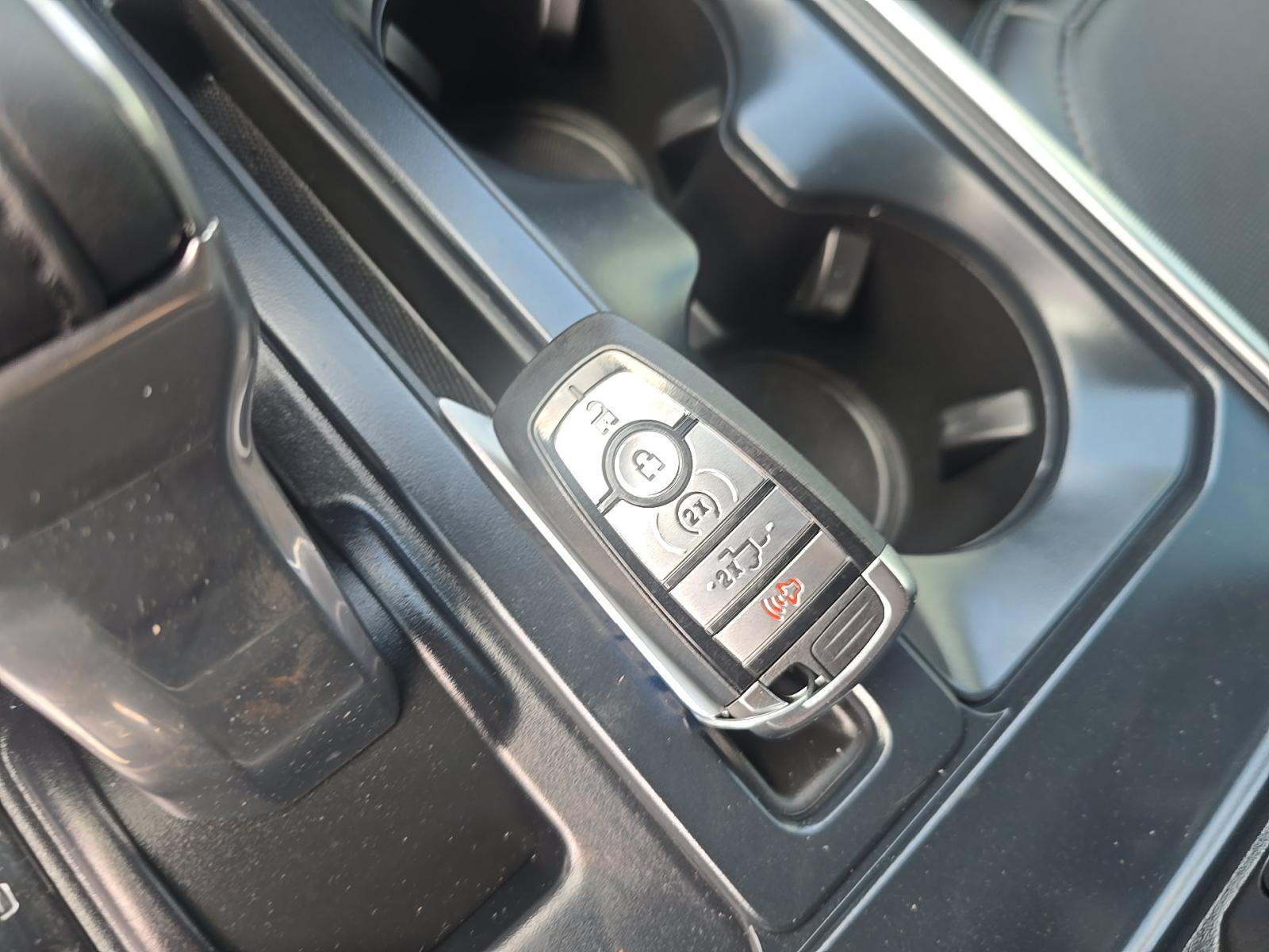 FORD F-150 - 4