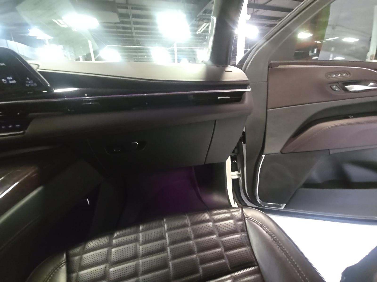 2021 Cadillac Escalade ESV Sport Platinum AWD