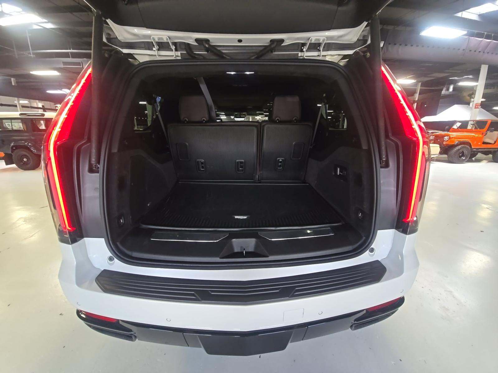 2021 Cadillac Escalade ESV Sport Platinum AWD