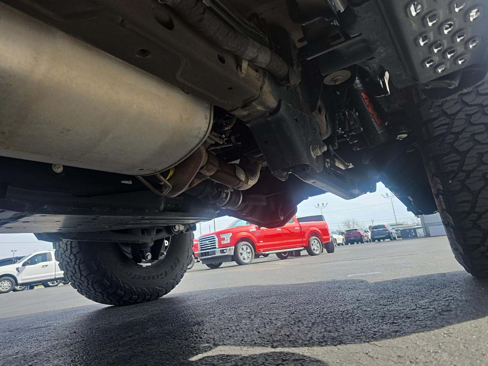 FORD BRONCO - 3