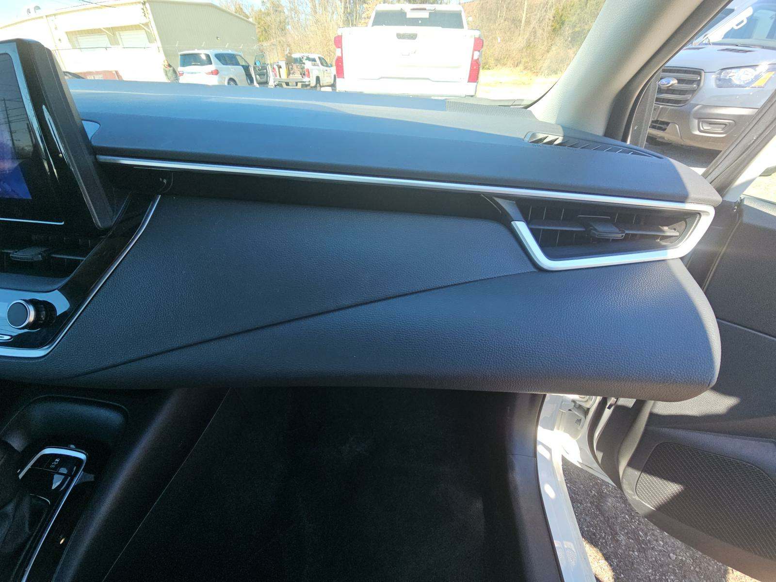 2023 Toyota Corolla LE FWD